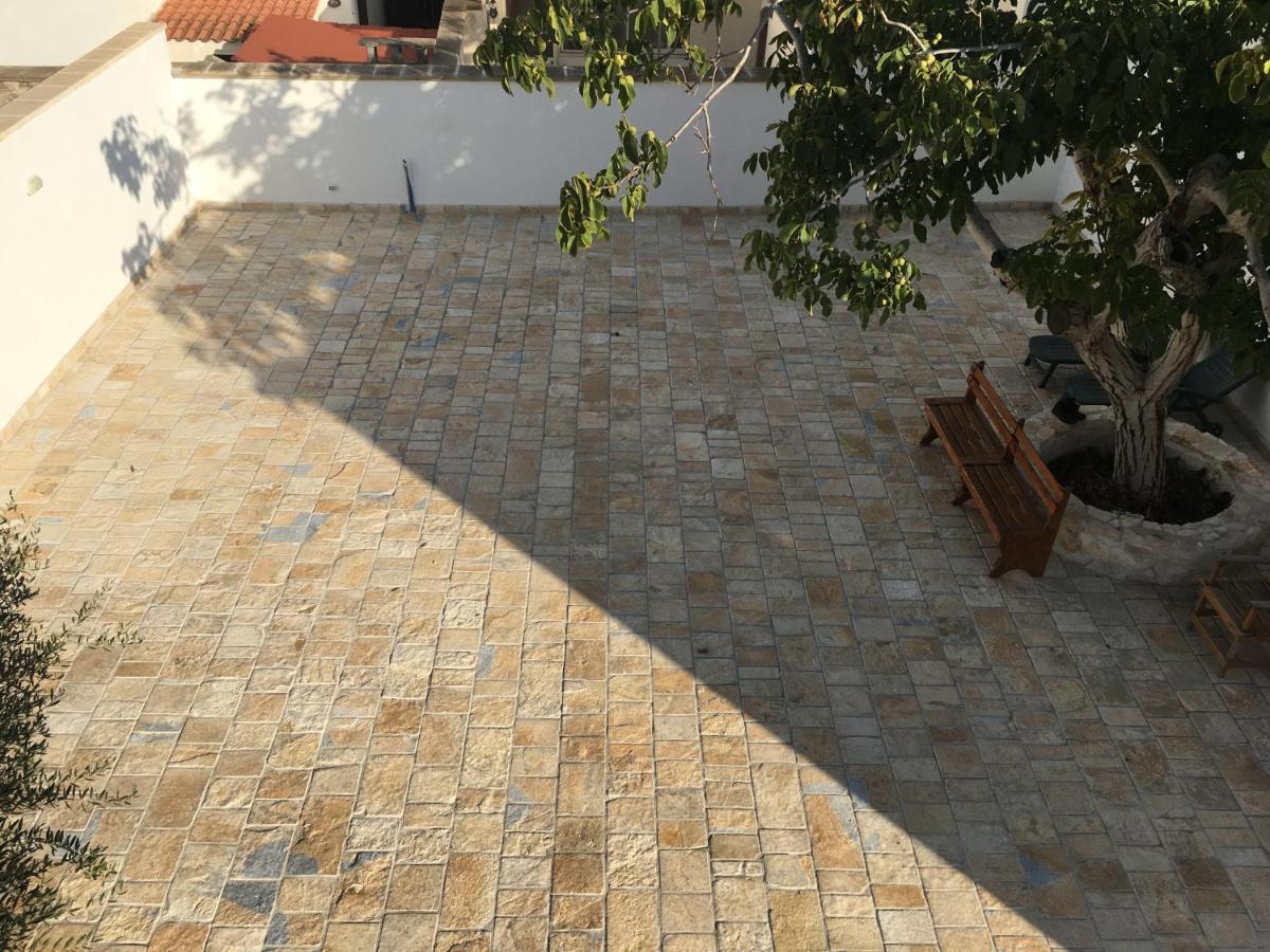 Madigans Rooms Bed&Breakfast Lecce Ngoại thất bức ảnh