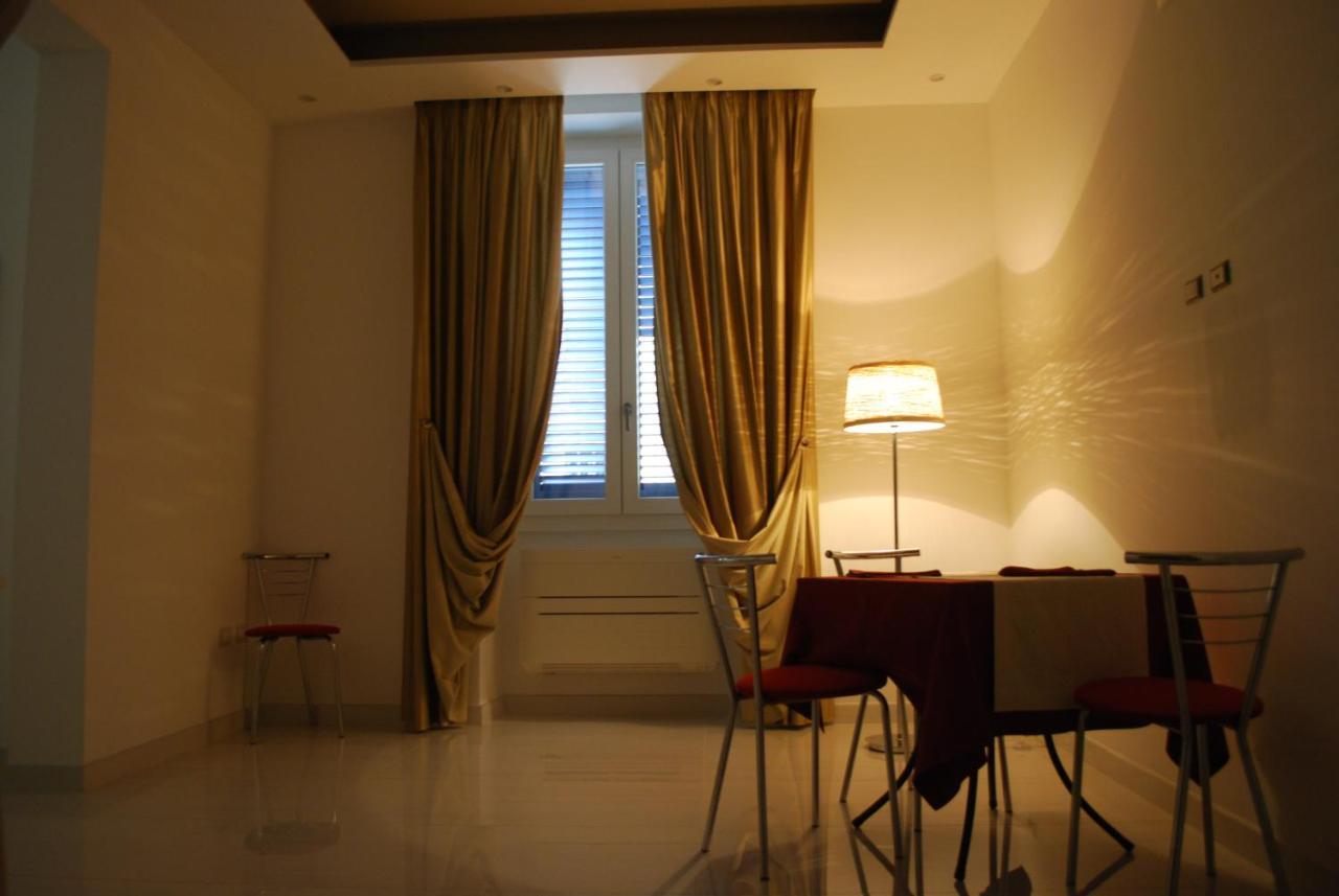 Madigans Rooms Bed&Breakfast Lecce Ngoại thất bức ảnh